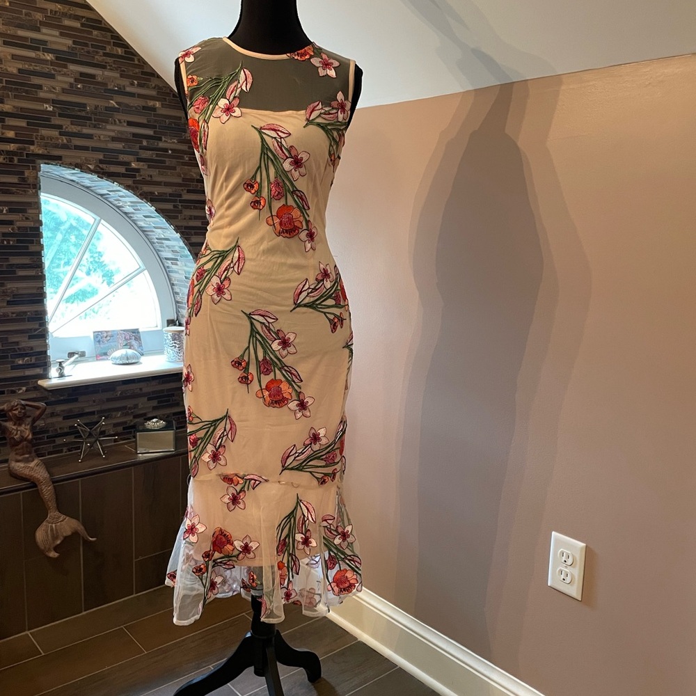 Calvin Klein Cream and Red Midi Dress
